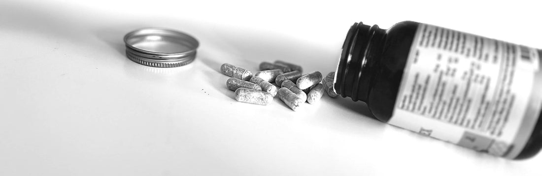 Opened bottle of nootropic capsules